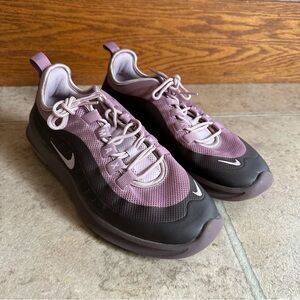 Nike Air Max Axis Purple Training Shoes Size 7